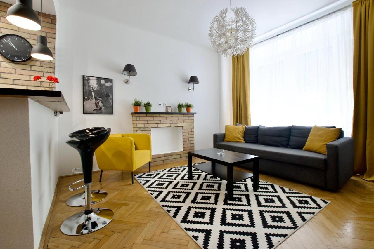 Standard Apartment By Hi5 - Center Of City Center Budapest Exterior photo